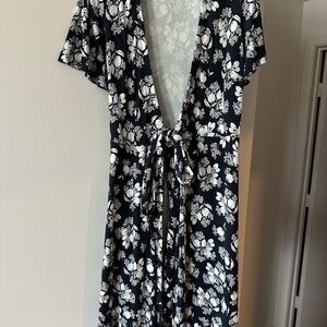Ann Taylor Floral Black and White Wrap Dress